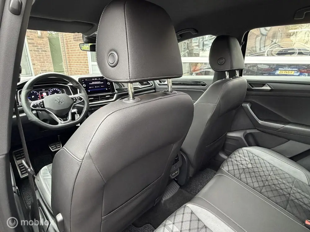 Volkswagen T-Roc 1.5 TSI R-Line Business|Nederlandse auto|1e uit 2023, foto 9