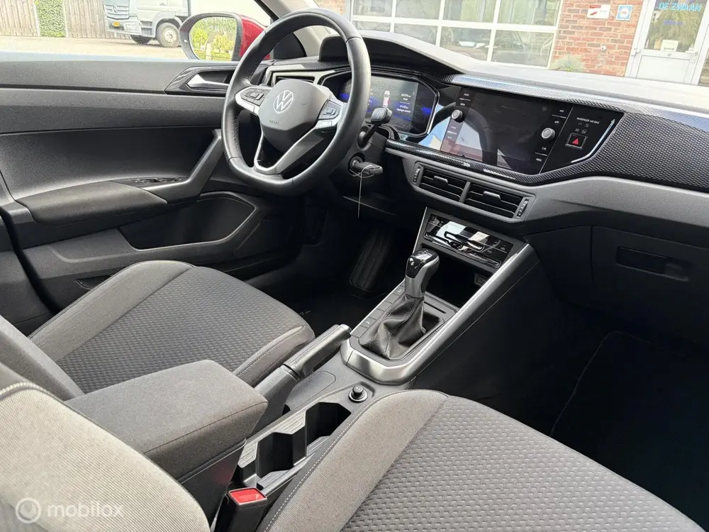 Volkswagen Taigo 1.0 TSI Life Business|18 inch|Parkeersensor uit 2022, foto 3
