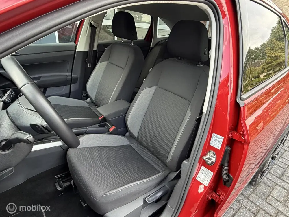 Volkswagen Taigo 1.0 TSI Life Business|18 inch|Parkeersensor uit 2022, foto 7