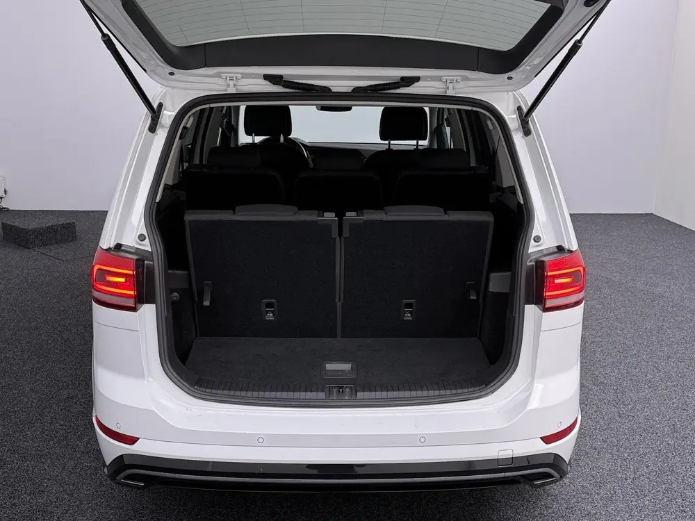 Volkswagen Touran 1.5 TSI Highline Business R 7p | Trekhaak uit 2019, foto 8