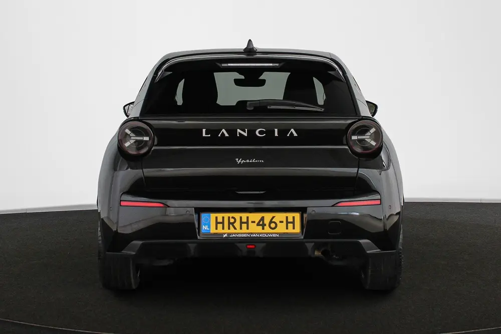 Lancia Ypsilon 1.2 Turbo Hybrid LX Automaat Camera Apple Car uit 2025, foto 14