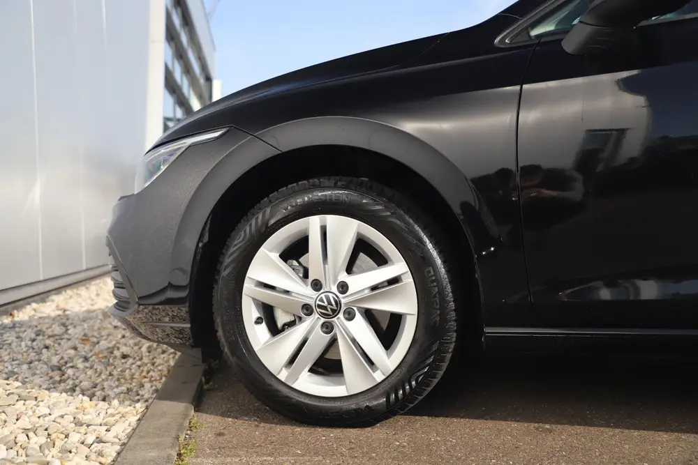 Volkswagen Golf Variant 1.0 eTSI Life Automaat Virtual Cockp uit 2023, foto 5