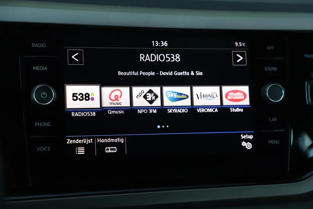 Volkswagen Polo 1.0 TSI Comfortline 95PK NAP Clima 15 inch L uit 2020, foto 18
