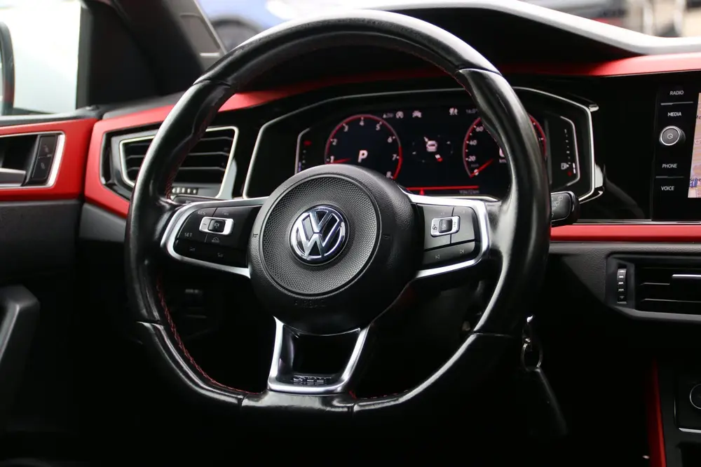 Volkswagen Polo 2.0 TSI GTI PANO-DAK NL-AUTO NAP AUTOMAAT! uit 2020, foto 13