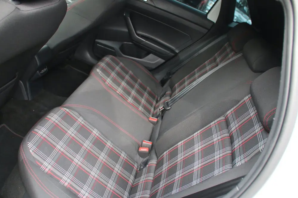 Volkswagen Polo 2.0 TSI GTI PANO-DAK NL-AUTO NAP AUTOMAAT! uit 2020, foto 9