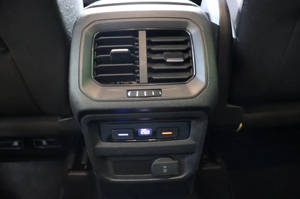 Volkswagen Tiguan 1.5 TSI Comfortline Business | Trekhaak | uit 2019, foto 13