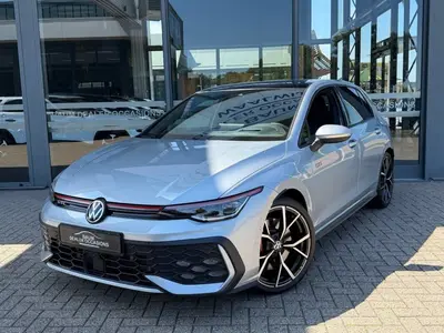 Volkswagen Golf 2.0 TSI GTI 265PK AUTOMAAT PANO NAVI CAMERA uit 2025