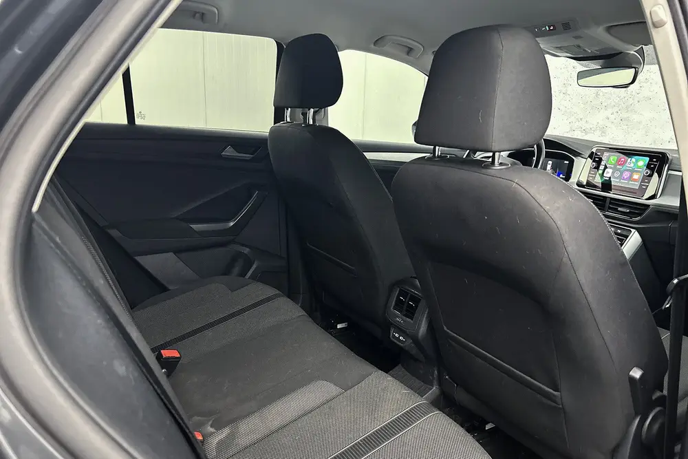 Volkswagen T-Roc 1.0 TSI Life | Trekhaak | Adaptieve cruise uit 2022, foto 17