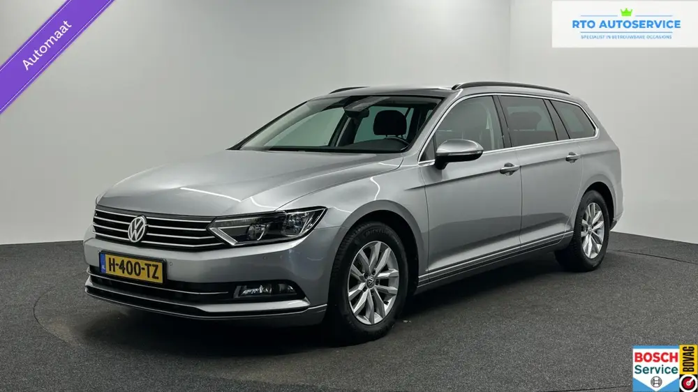 Volkswagen Passat Variant 1.5 TSI Highline NAVI CARPLAY CRUI uit 2019