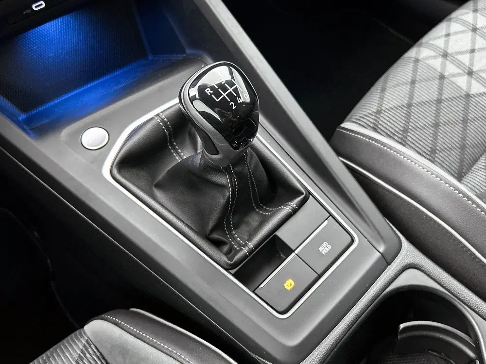 Volkswagen Golf Variant 1.5 TSI R-Line | ACHTERUITRIJCAMERA uit 2021, foto 14