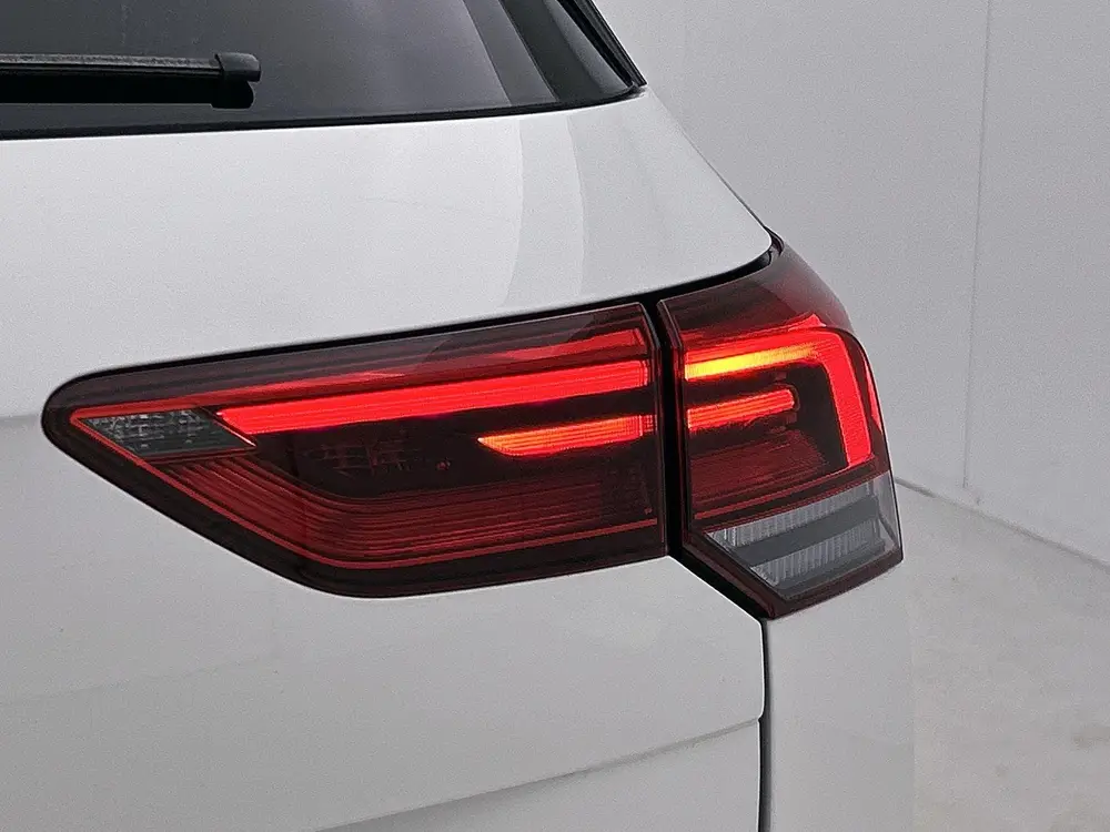 Volkswagen Golf Variant 1.5 TSI R-Line | ACHTERUITRIJCAMERA uit 2021, foto 16