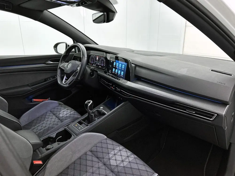 Volkswagen Golf Variant 1.5 TSI R-Line | ACHTERUITRIJCAMERA uit 2021, foto 18