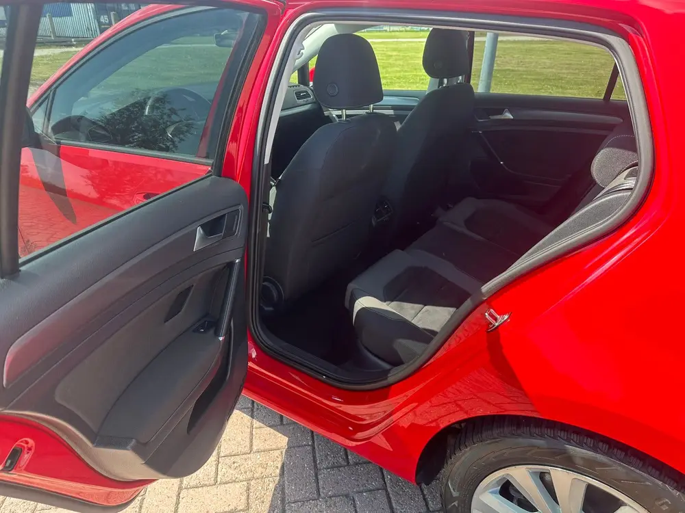 Volkswagen Golf 1.5 TSI 130pk 2019 Rood uit 2019, foto 7