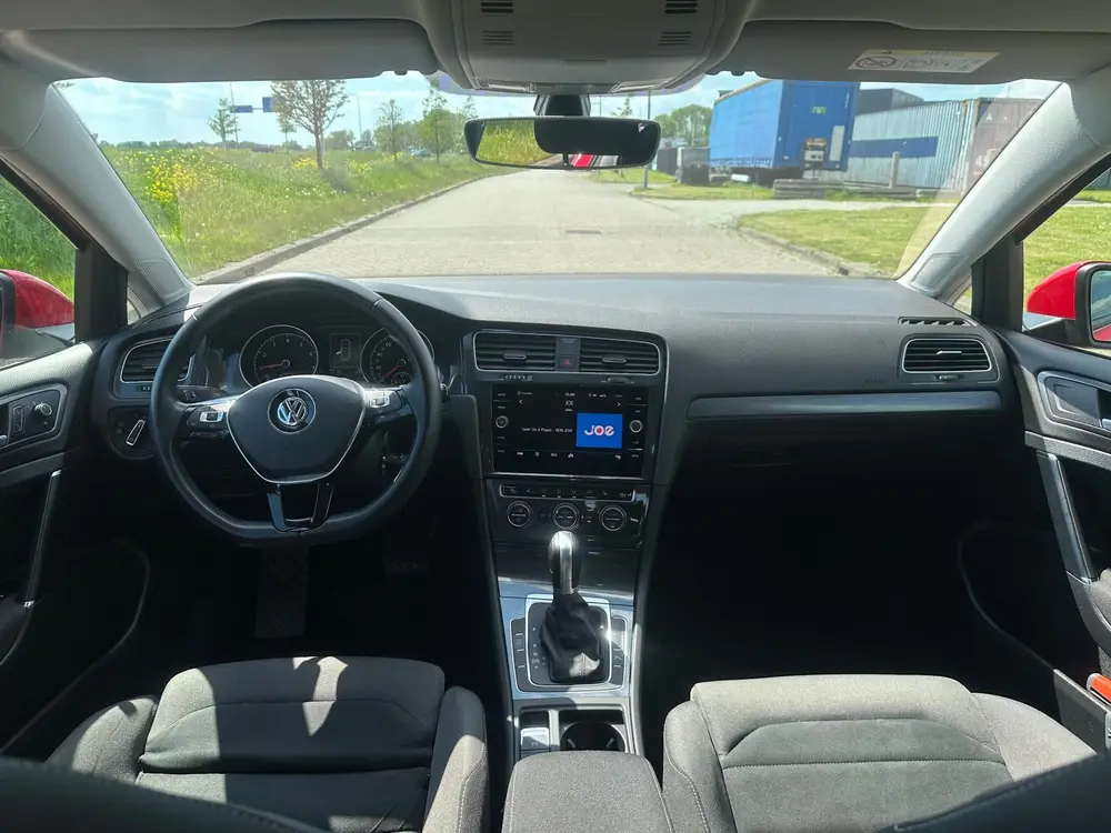 Volkswagen Golf 1.5 TSI 130pk 2019 Rood uit 2019, foto 8