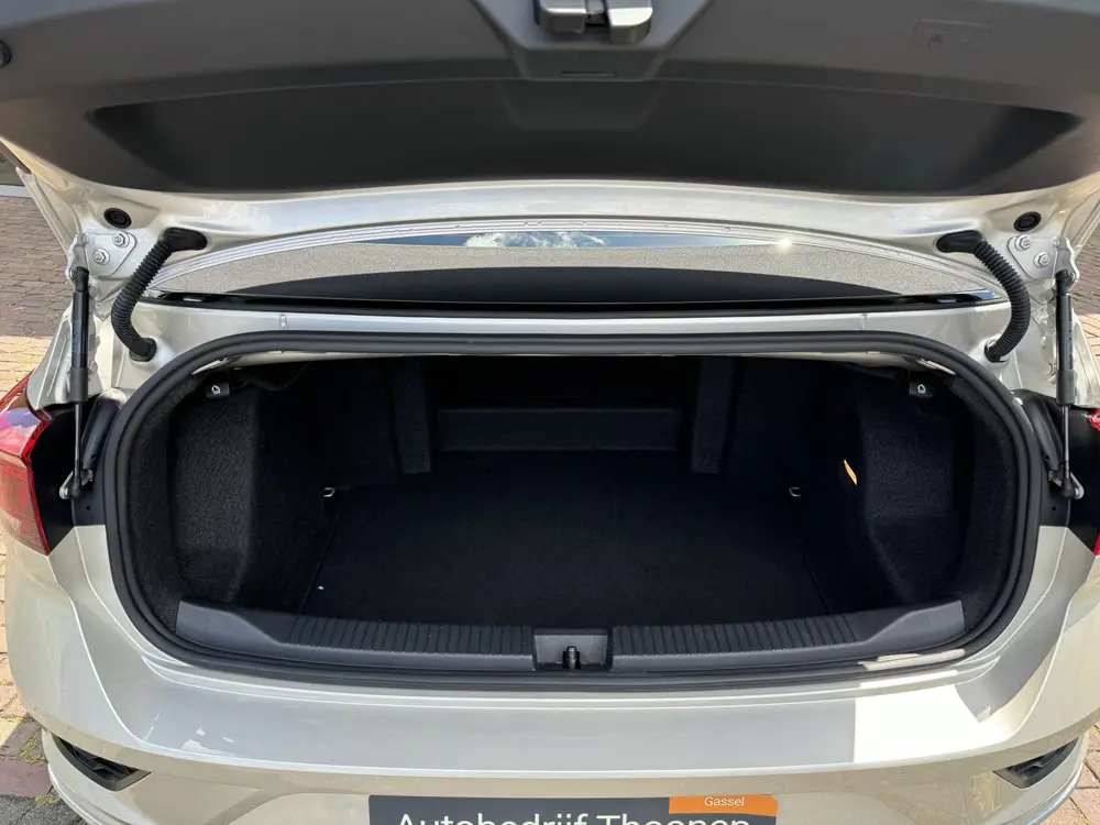Volkswagen T-Roc Cabrio 1.5 TSI R-Line | Leder | dodehoek | uit 2020, foto 15