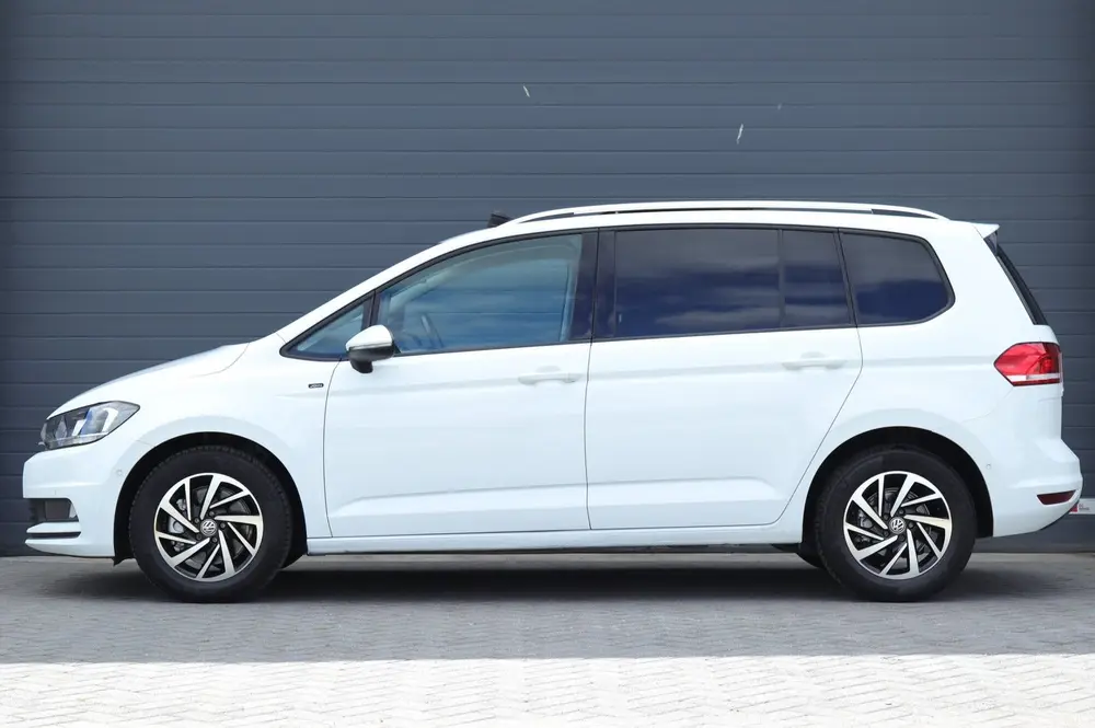 Volkswagen TOURAN 1.5 TSI 7 persoons / DSG automaat / Pano / uit 2019, foto 5