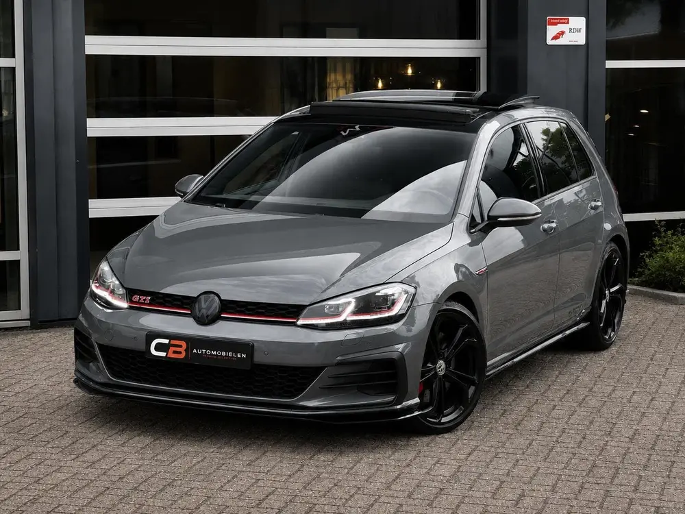 Volkswagen Golf 2.0 GTI TCR | Navigatie | Panoramadak | Virt uit 2019, foto 4