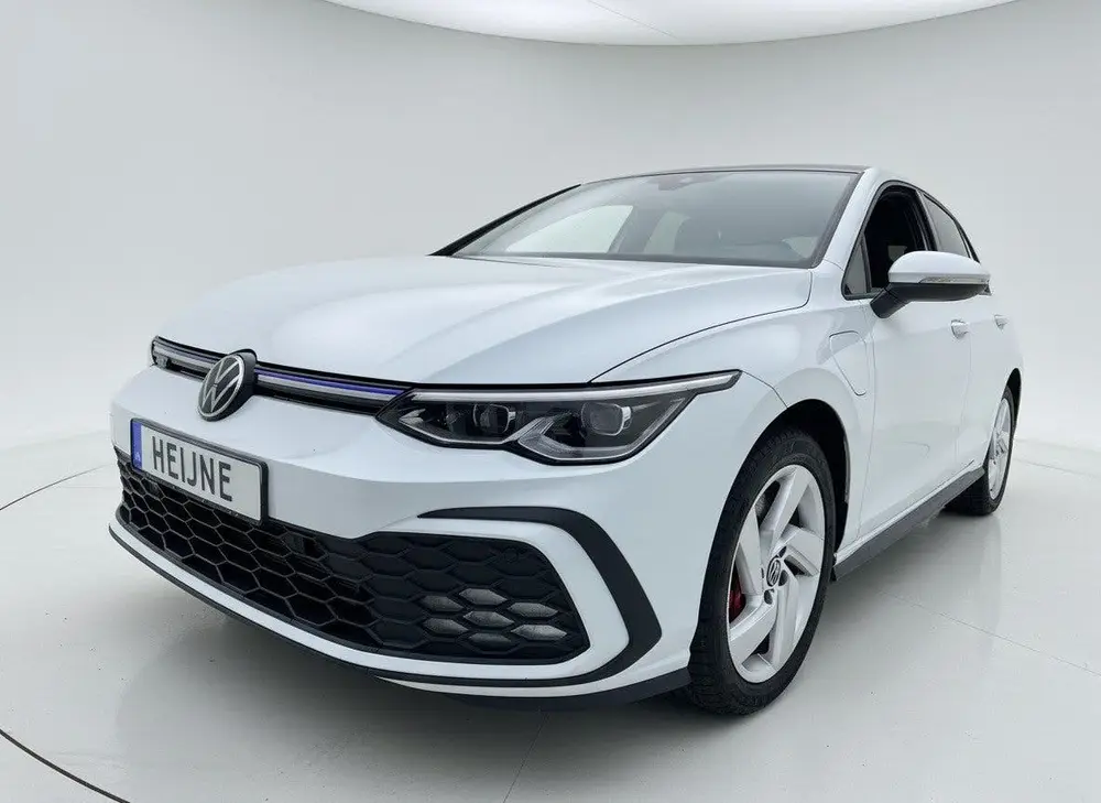 Volkswagen Golf GTE 245PK HYBRID SPORT CARPLAY/ACC/SFEERVERL uit 2022, foto 12
