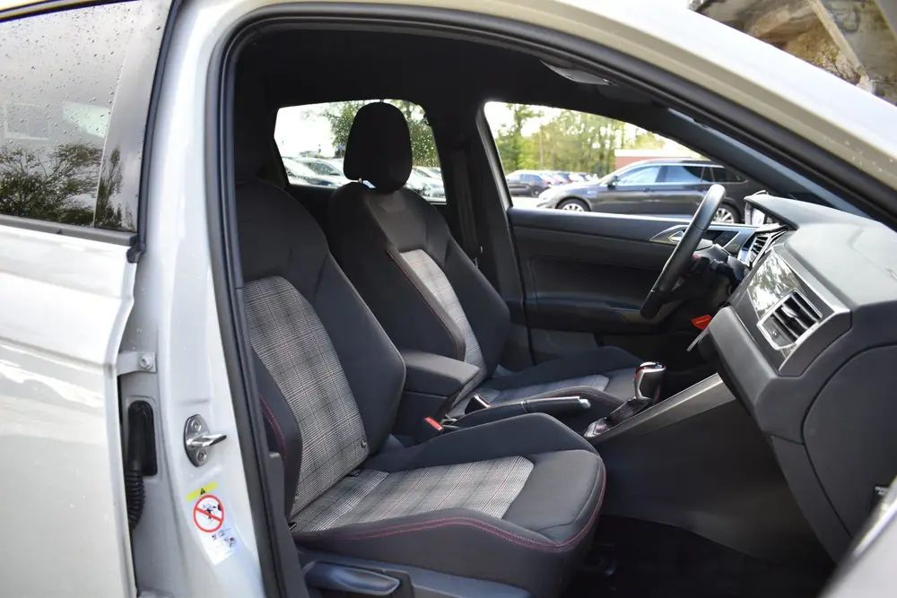 Volkswagen Polo 2.0 TSI 210PK DSG GTI-SPORT LED/CARPLAY/PDC uit 2024, foto 18