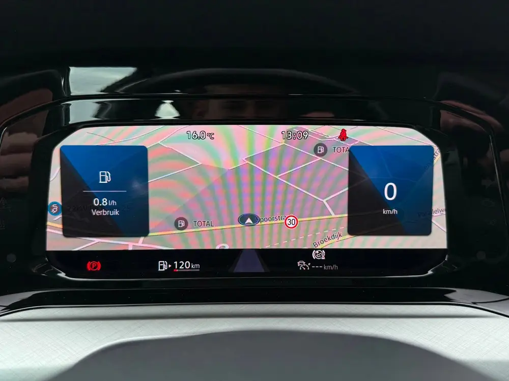 Volkswagen Golf Variant 1.0 TSI Life | ACC | Trekhaak | PDC uit 2022, foto 12