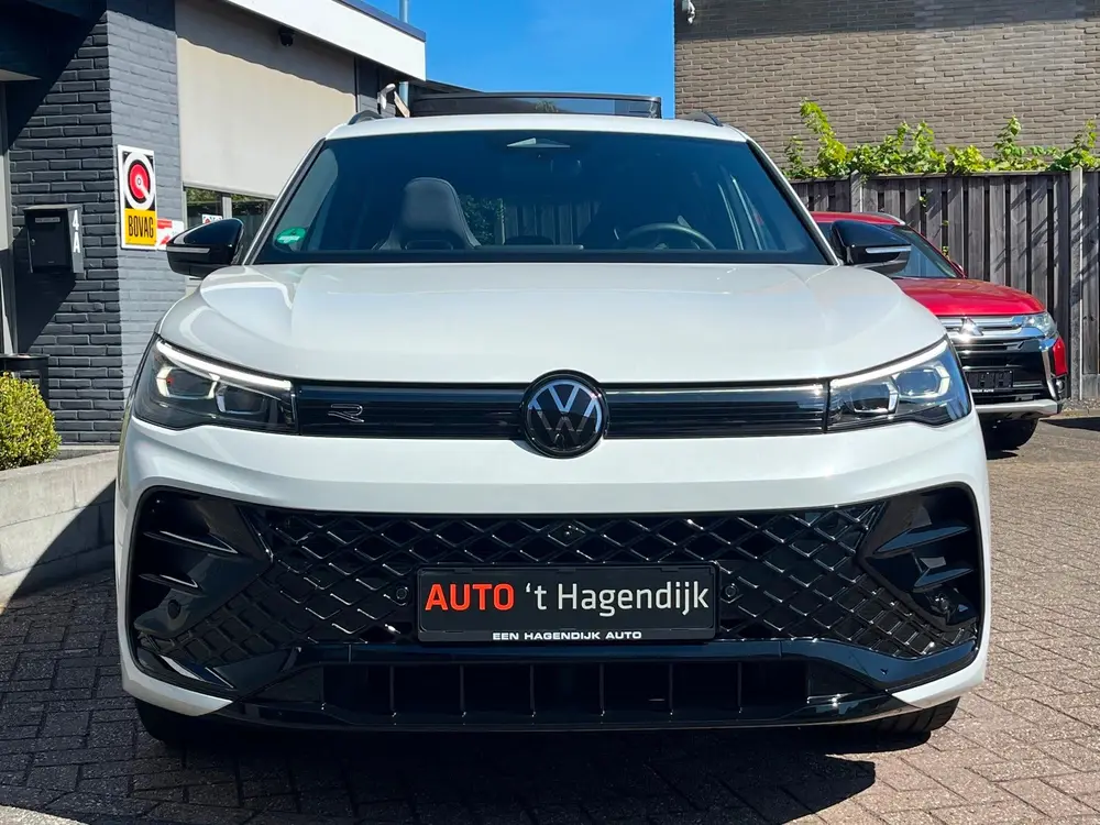 Volkswagen Tiguan 1.5 eTSI R-Line 1EIG pano trekh 20" IQ 360 uit 2025, foto 10