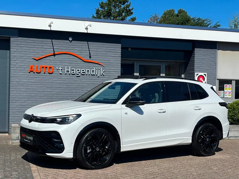 Volkswagen Tiguan 1.5 eTSI R-Line 1EIG pano trekh 20" IQ 360 uit 2025, foto 2