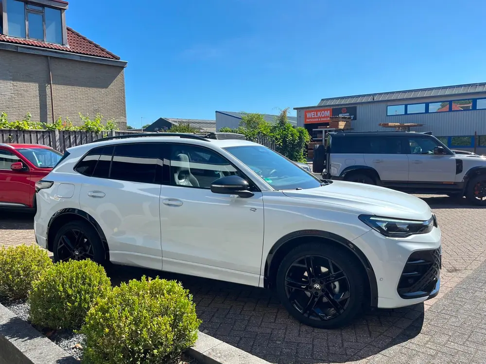 Volkswagen Tiguan 1.5 eTSI R-Line 1EIG pano trekh 20" IQ 360 uit 2025, foto 8