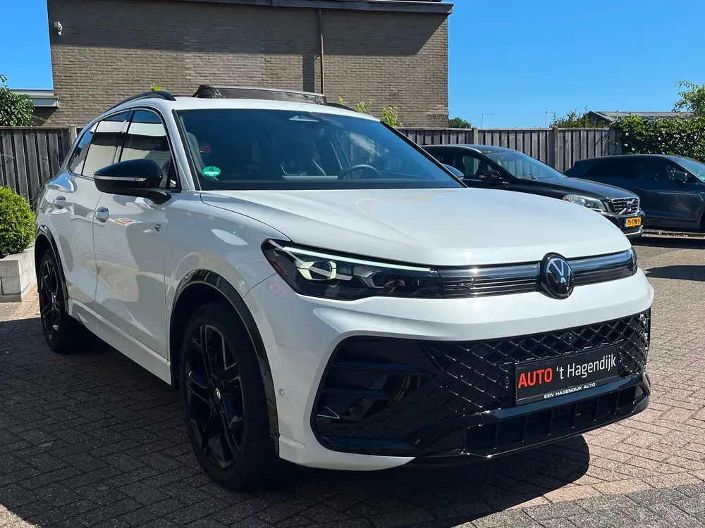 Volkswagen Tiguan 1.5 eTSI R-Line 1EIG pano trekh 20" IQ 360 uit 2025, foto 9