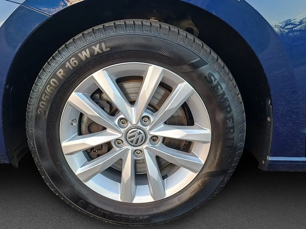 Volkswagen Touran 1.5 TSI Comfortline /Clima/Cruise/Navi/Par uit 2020, foto 11