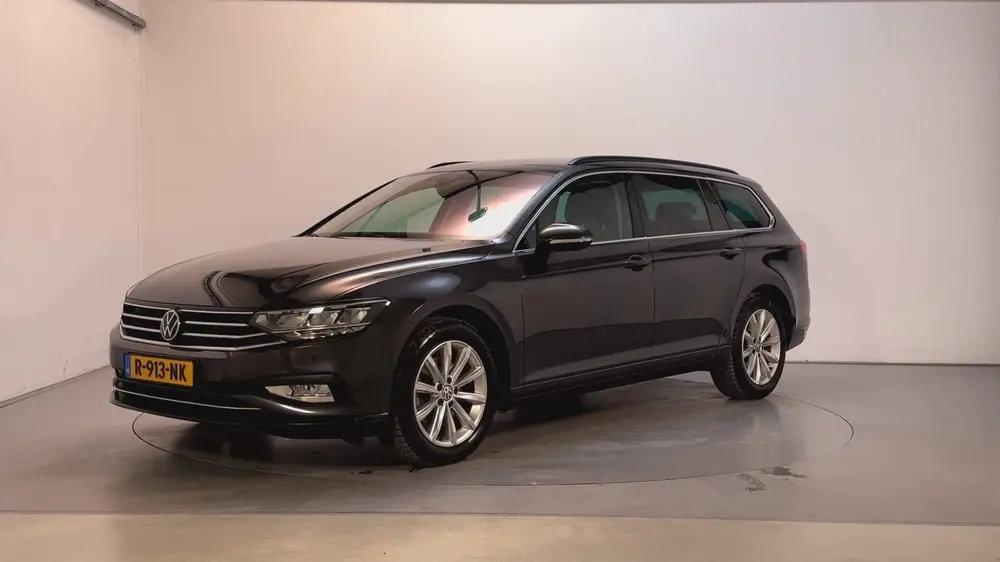 Volkswagen Passat Variant 1.5 TSI 150pk DSG Business Stoelve uit 2022, foto 8