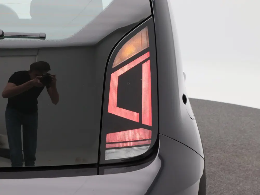 Volkswagen Up! 1.0 | Elektrische Ramen | Bluetooth | Airco | uit 2023, foto 14