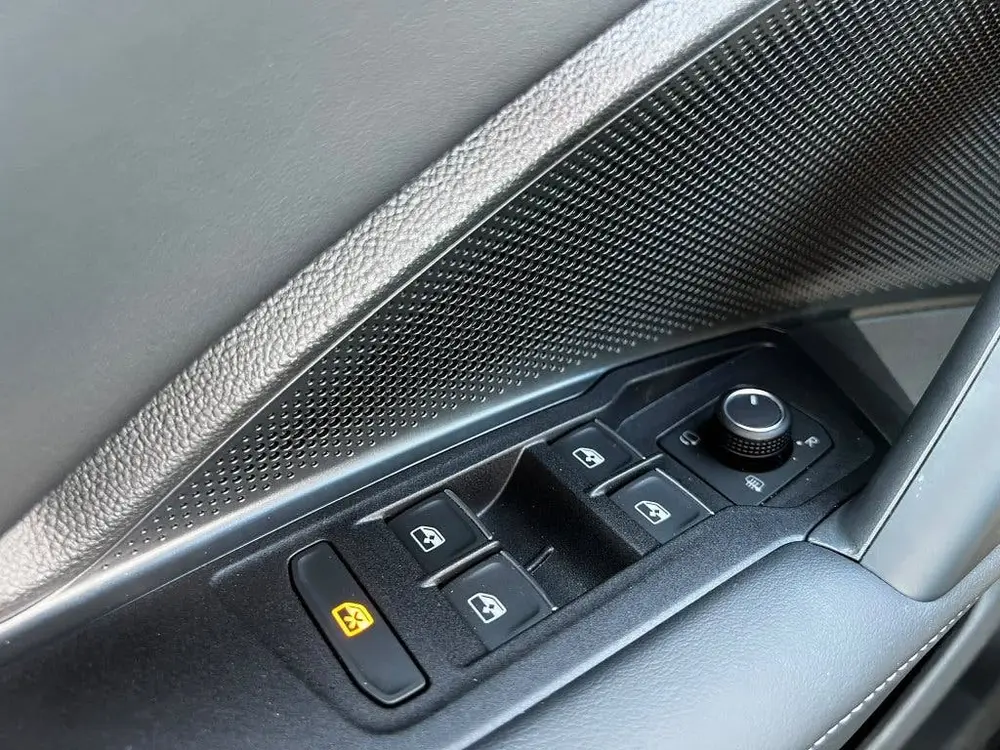 Volkswagen Tiguan 1.5 TSI eHybrid 204pk R-Line Black Style | uit 2025, foto 19