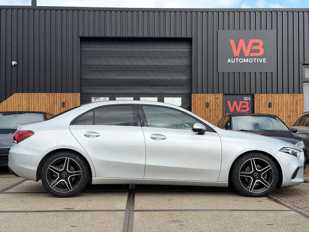 Mercedes-Benz A-Klasse 200 Premium Plus Cruise Clima Camera uit 2019, foto 11