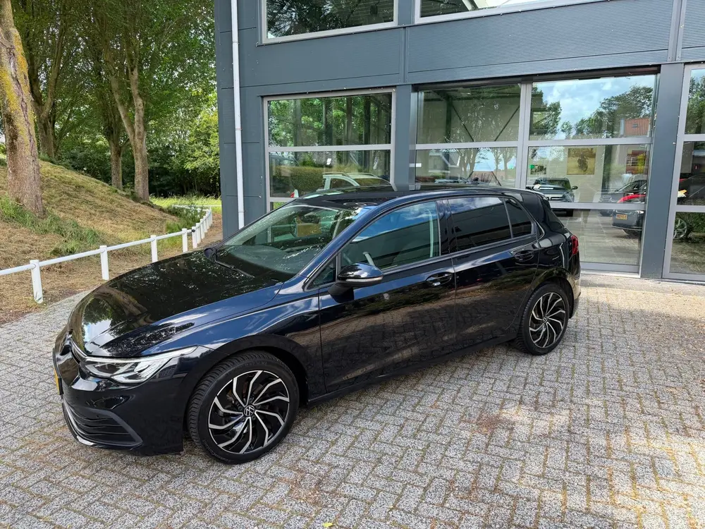 Volkswagen Golf 1.0 TSI Life carplay uit 2023, foto 3