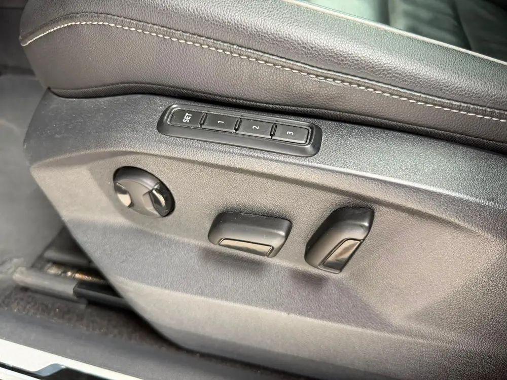 Volkswagen Tiguan 1.4 TSI eHybrid R-Line Business+ |Pano|Key uit 2022, foto 16