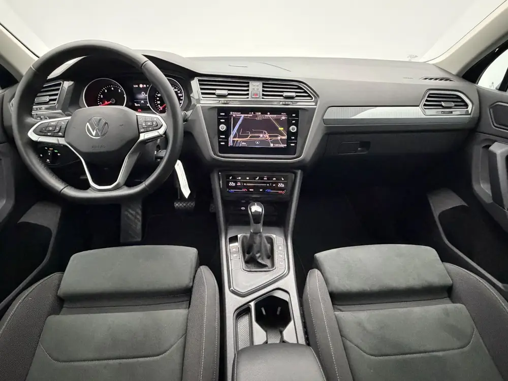 Volkswagen Tiguan 1.5 TSI 150PK Life | Panoramadak | Camera uit 2022, foto 2