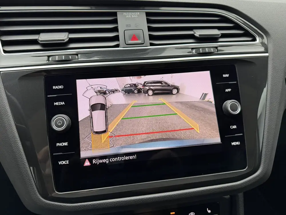Volkswagen Tiguan 1.5 TSI 150PK Life | Panoramadak | Camera uit 2022, foto 4