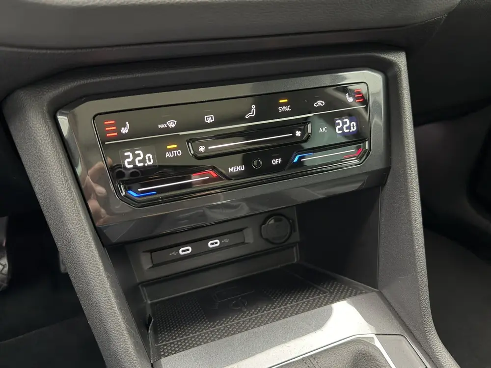 Volkswagen Tiguan 1.5 TSI 150PK Life | Panoramadak | Camera uit 2022, foto 5