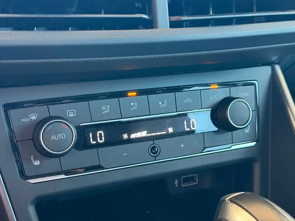 Volkswagen POLO 2.0 TSI GTI( Goed OnderH, Navi, Carplay, Sto uit 2019, foto 6