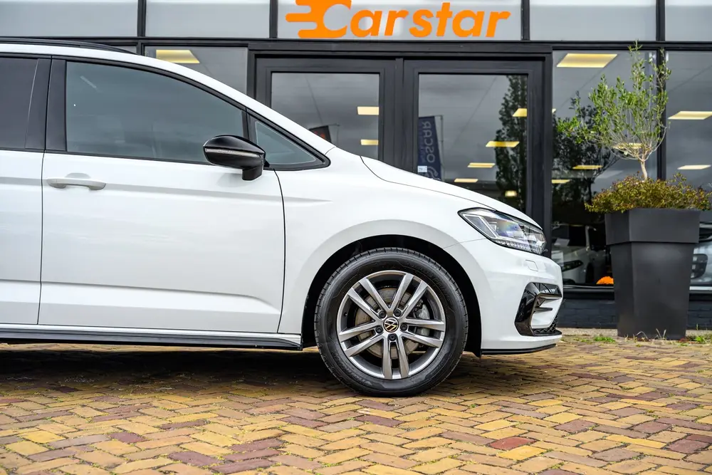 Volkswagen Touran 1.5 TSI R-Line 7p.|Carplay|Camera|Pano uit 2025, foto 8