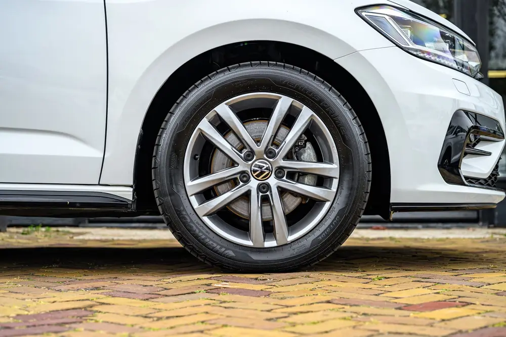 Volkswagen Touran 1.5 TSI R-Line 7p.|Carplay|Camera|Pano uit 2025, foto 9