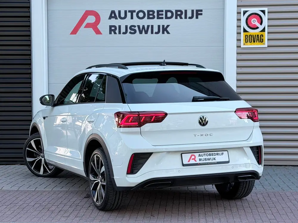 Volkswagen T-Roc 1.5 TSI 3xR-Line Pano/IQ.Light/Keyless/Came uit 2022, foto 3