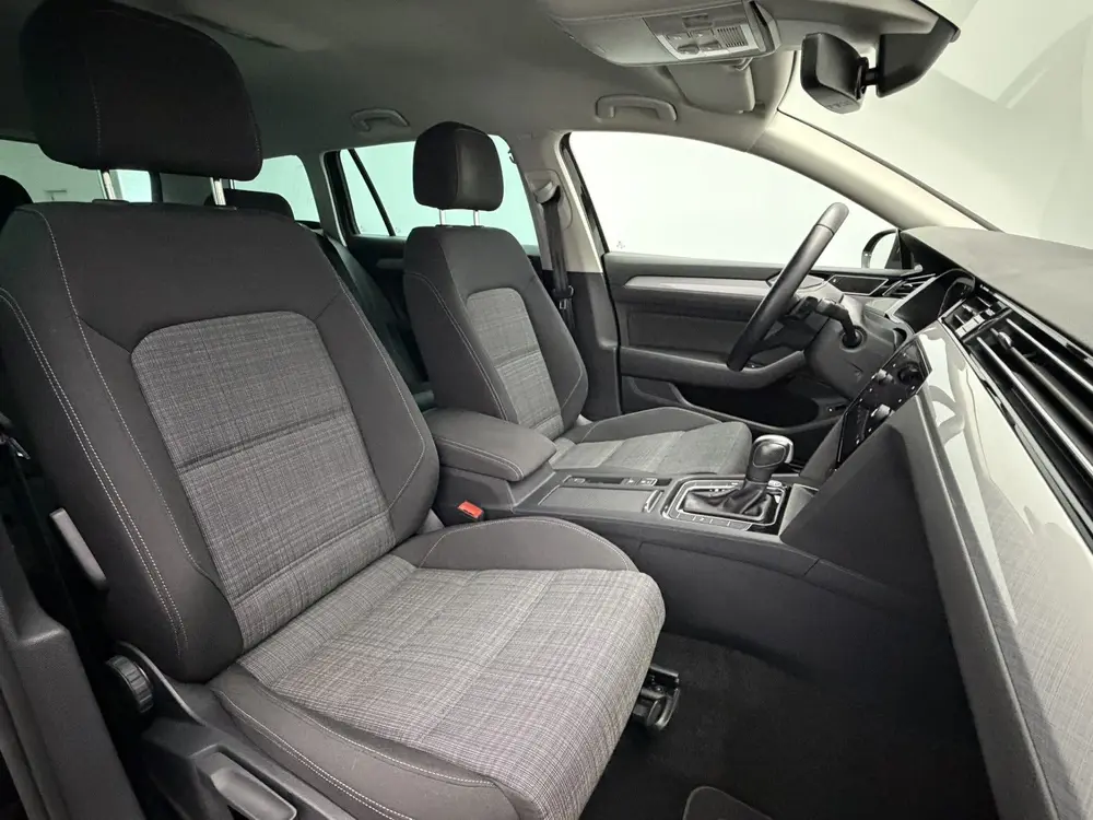 Volkswagen Passat Variant 1.5 TSI 150PK Business | Virtual C uit 2022, foto 18