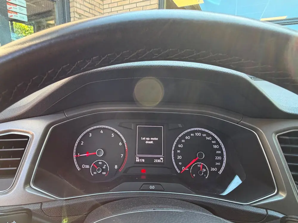 Volkswagen T-Roc 1.0 TSI Style carplay white silver metallic uit 2022, foto 14