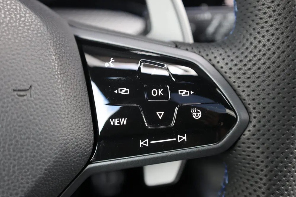 Volkswagen Golf 2.0 TSI R 4Motion 320+PK IQ+LED/VIRTUAL/PANO uit 2021, foto 13