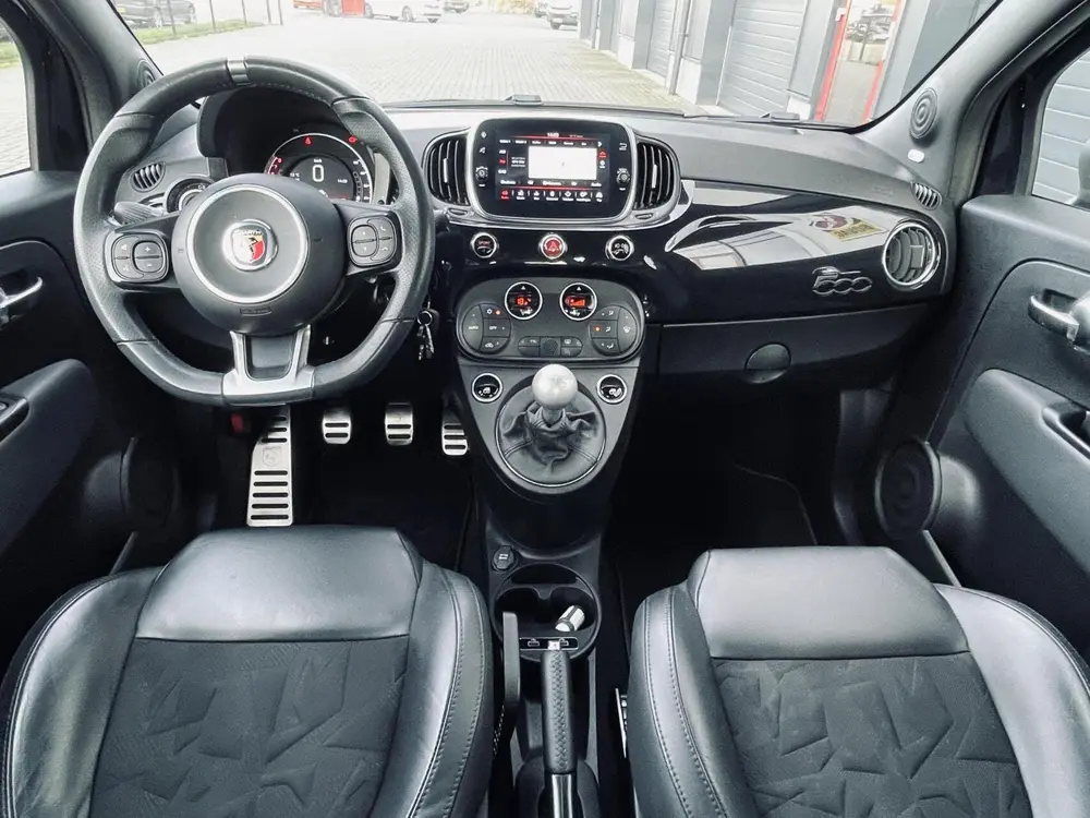 Abarth 595 1.4 T-JET SCORPIONEORO | LEER | HISTORIE AANWEZIG uit 2021, foto 11