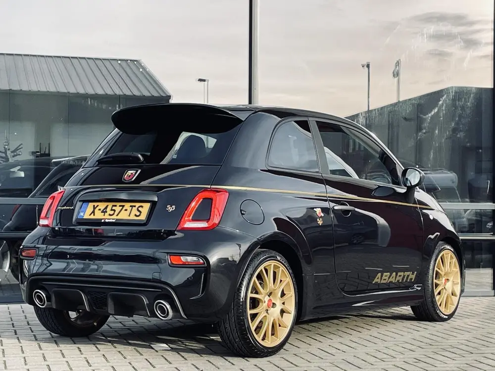 Abarth 595 1.4 T-JET SCORPIONEORO | LEER | HISTORIE AANWEZIG uit 2021, foto 4