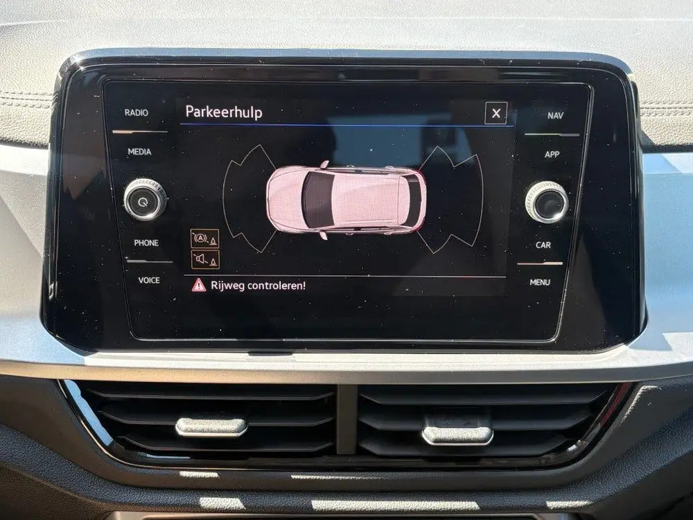 Volkswagen T-Roc 1.0 TSI 110PK FACELIFT LED NAVIGATIE CARPLA uit 2022, foto 8
