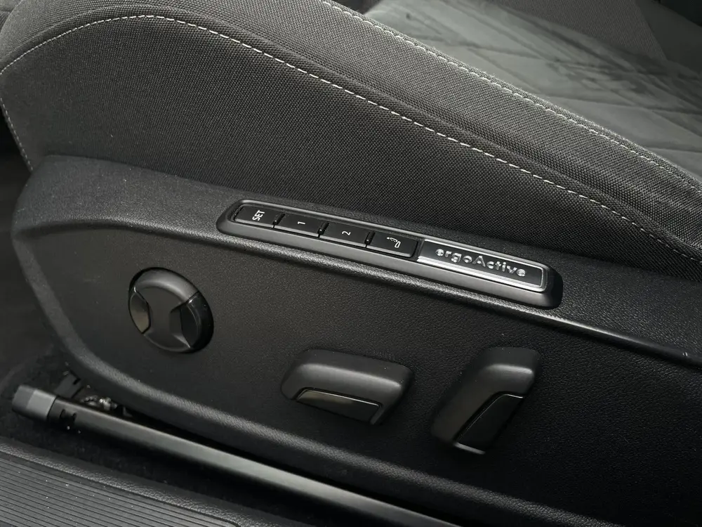 Volkswagen Golf 1.4 eHybrid Style PHEV | Elek. Trekhaak | IQ uit 2021, foto 11