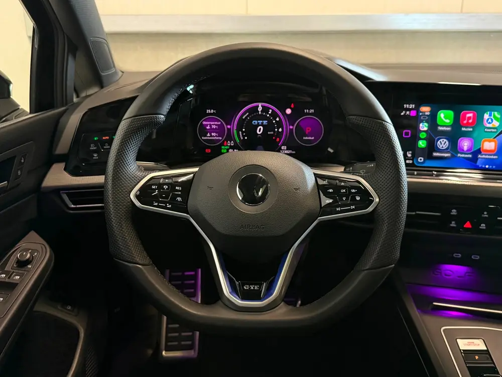 Volkswagen Golf 1.4 eHybrid GTE Pano, ACC, Sfeerverlichting uit 2021, foto 15